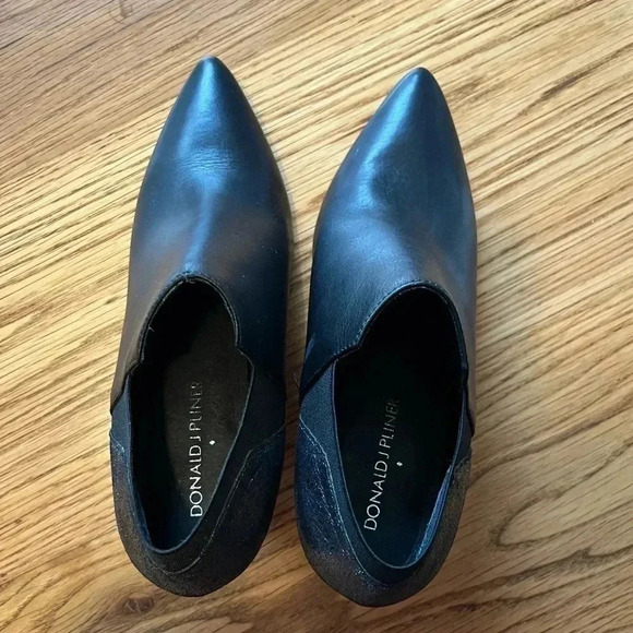 Donald J Pliner Tillie Leather Point Toe Pull On Chelsea Boot Bootie Size 5 1/2M - Picture 8 of 12